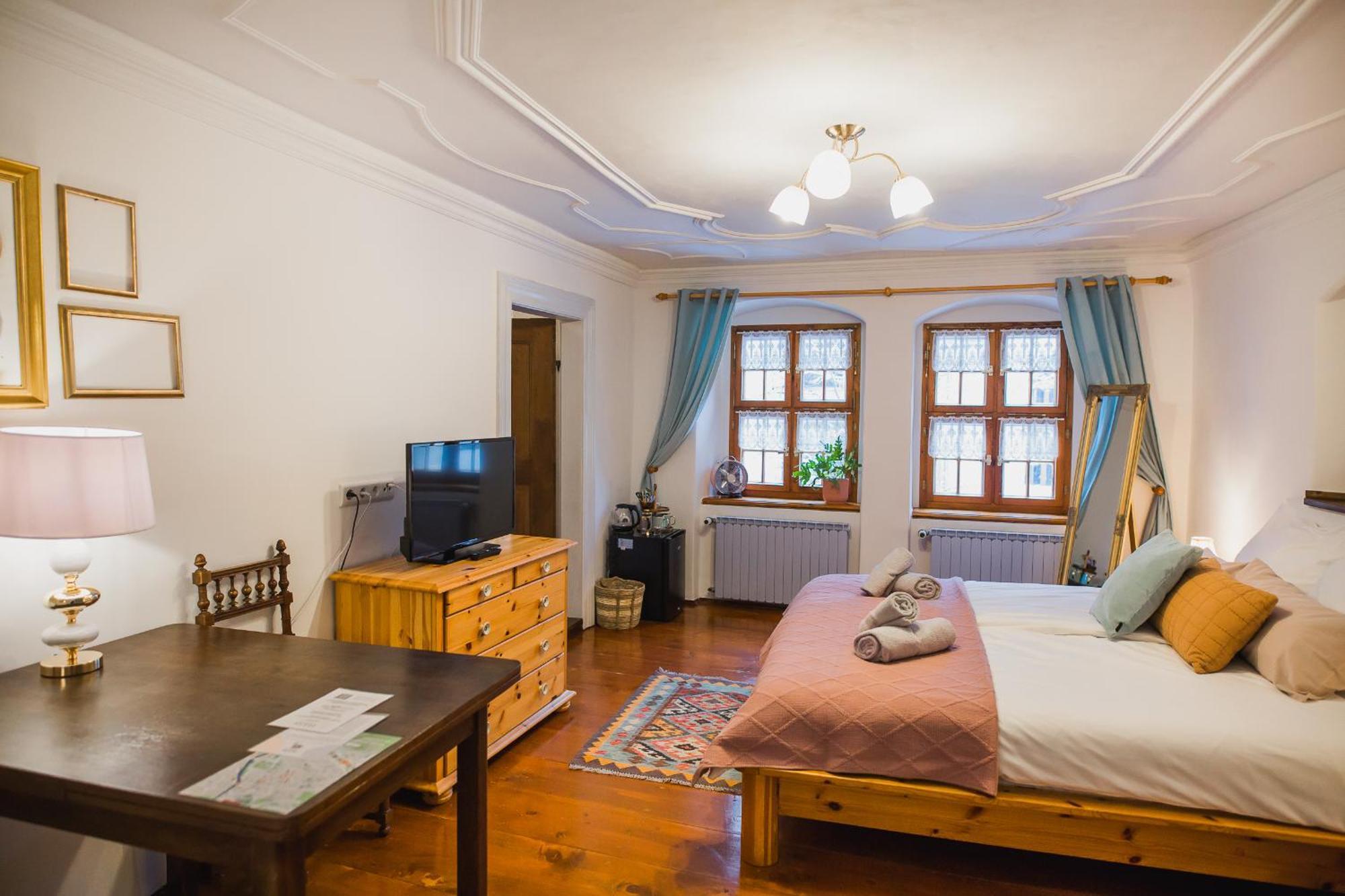 Flyns Bed & Breakfast กอร์ลิตซ์ ภายนอก รูปภาพ